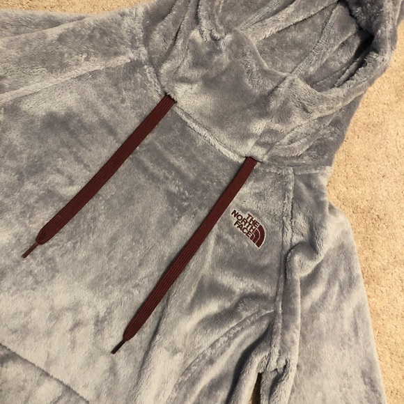 North Face Hoodie - Picture 1 of 2